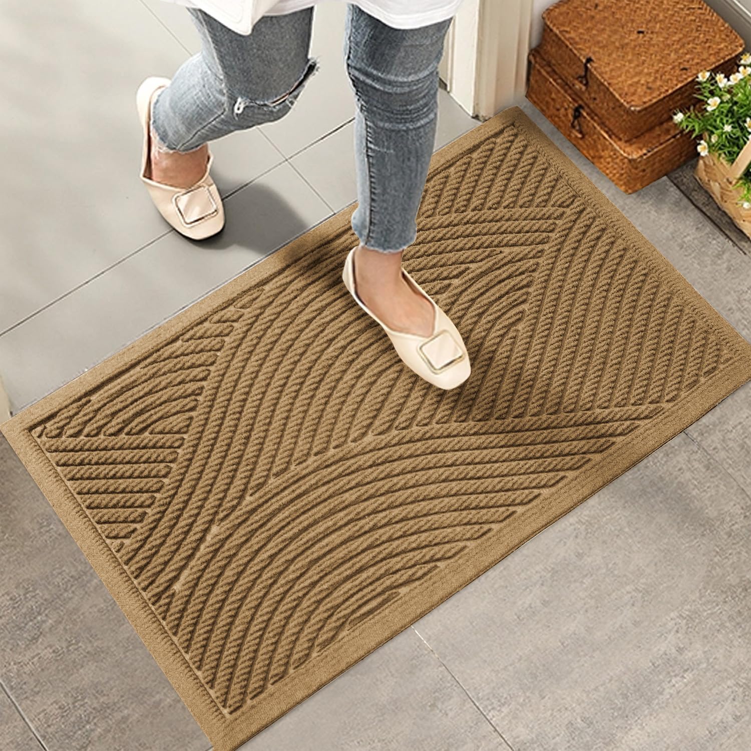 HIYARD Sturdy Front Door Mat, Absorbent Muddy Dirt Resist Welcome Door Mats Outdoor Indoor, Stain and Fade Resistant, Non-Slip Backing Entry Mat Low Profile Doormat for Entryway, 29×17, Beige